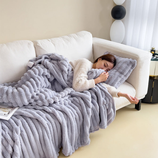 Soft Wind Bubble Velvet Blanket: Luxurious Double-Sided Warm Comfort - Killer Products