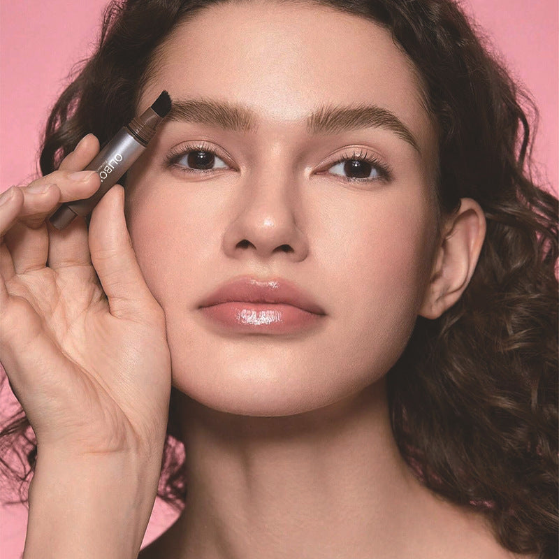 Effortless Brows: Big Brush Hairline No Smudge Eyebrow Pencil - Killer Products