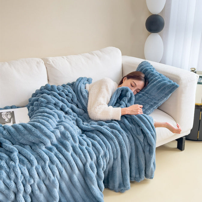 Soft Wind Bubble Velvet Blanket: Luxurious Double-Sided Warm Comfort - Killer Products