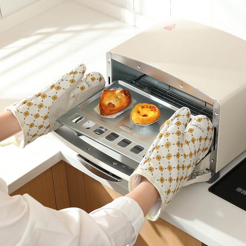 Anti-Scalding Microwave Cotton Insulation Gloves: Heat Resistant Mitts - Killer Products
